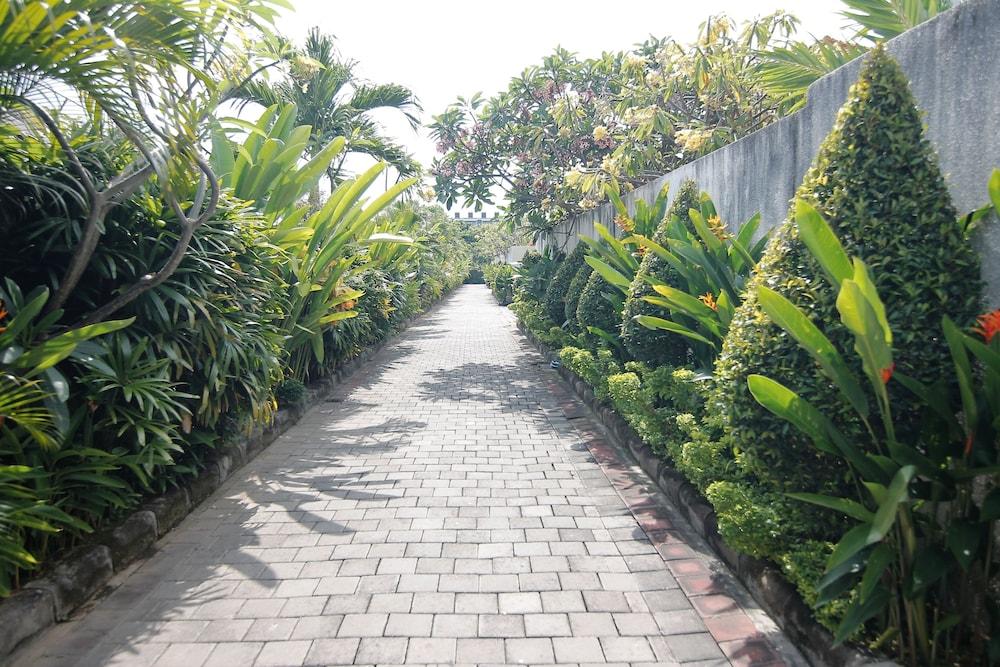 Destiny Villas 科洛布坎 外观 照片