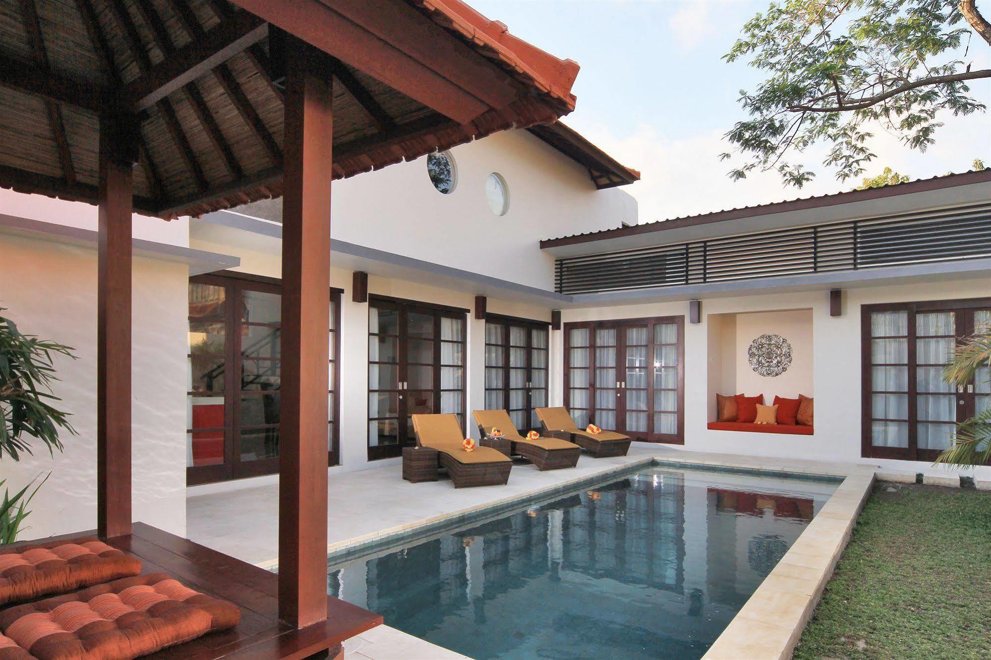 Destiny Villas 科洛布坎 外观 照片
